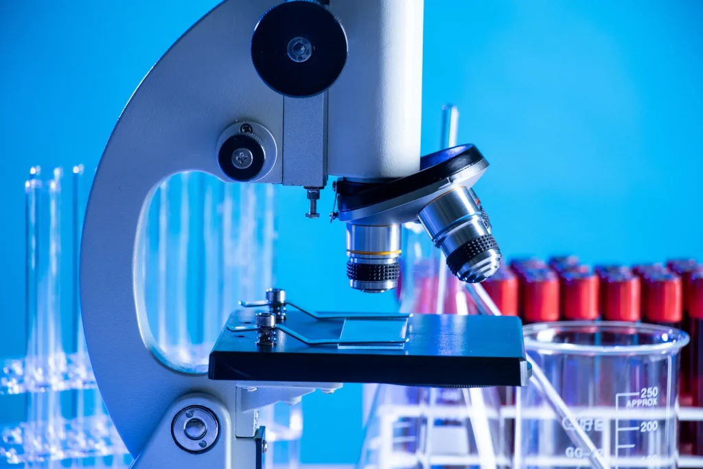 Laboratory microscope for spectral measurement consultation and applications